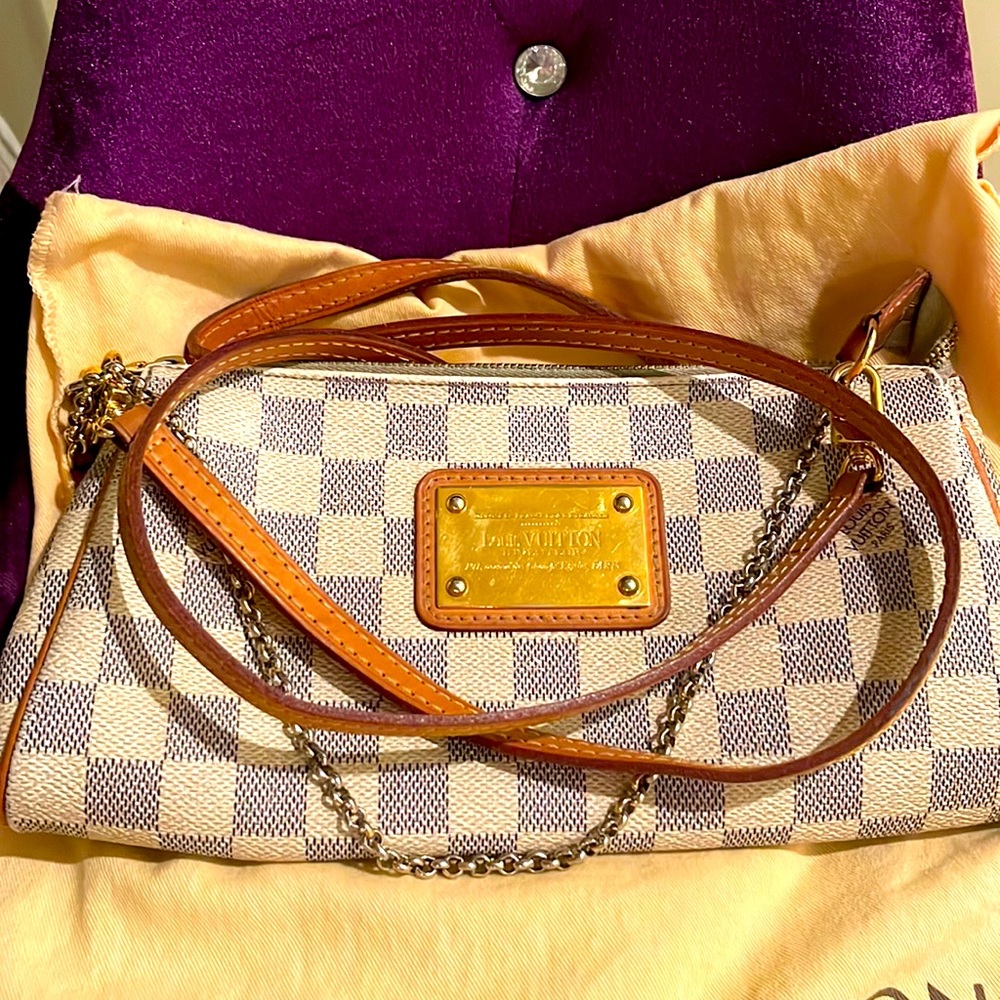 100% Authentic LOUIS VUITTON Damier Azur Eva Clutch Bag.